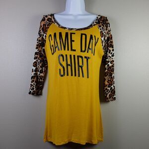 Brenda's Game Day Shirt Animal Print Sleeves Size Small